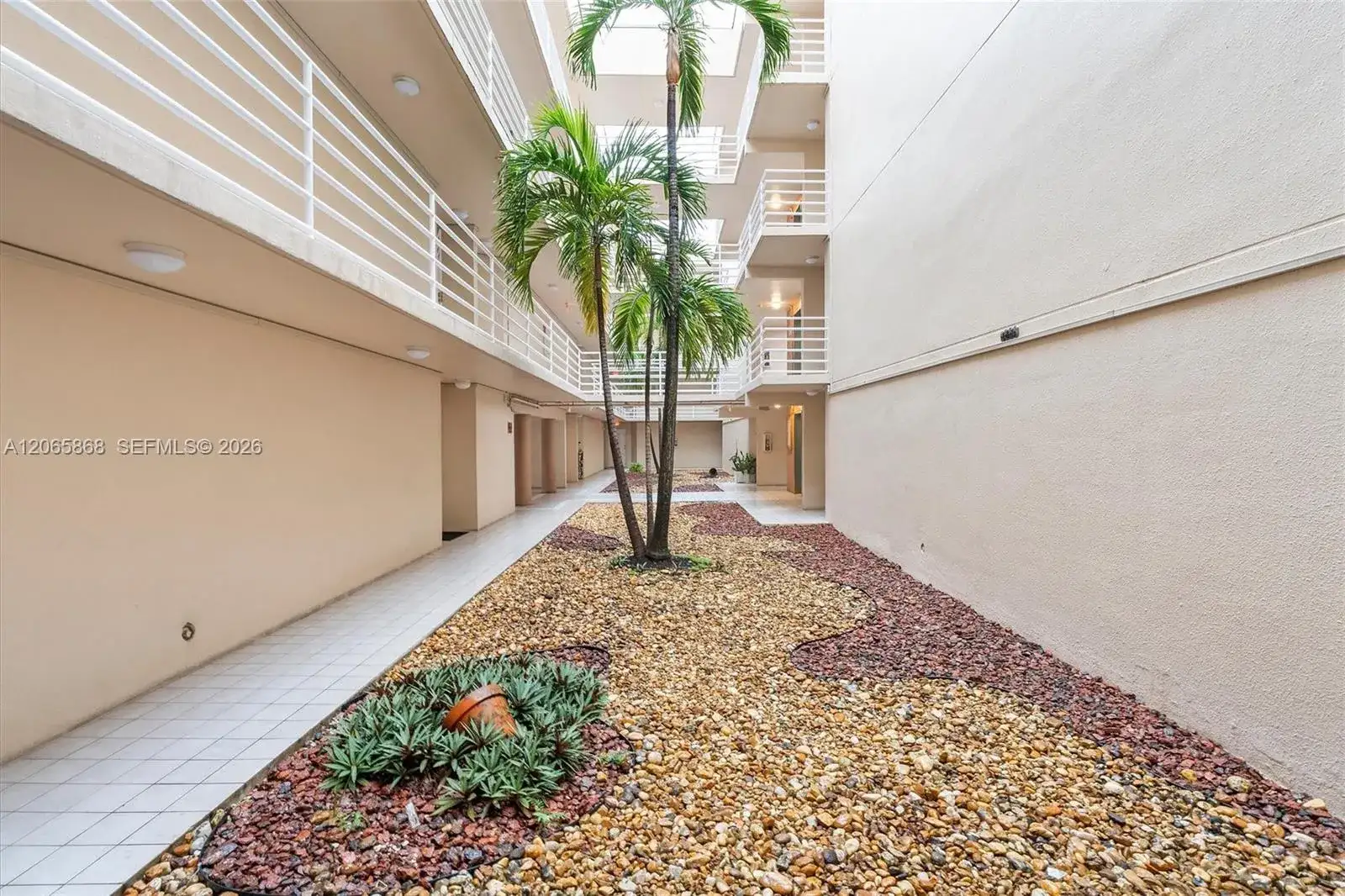 8050 NW 8th St # 1110, Miami FL 33126 photo 4