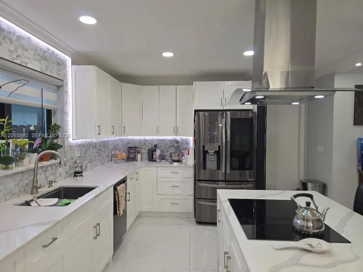 15101 SW 180th Ter, Miami FL 33187 photo 5