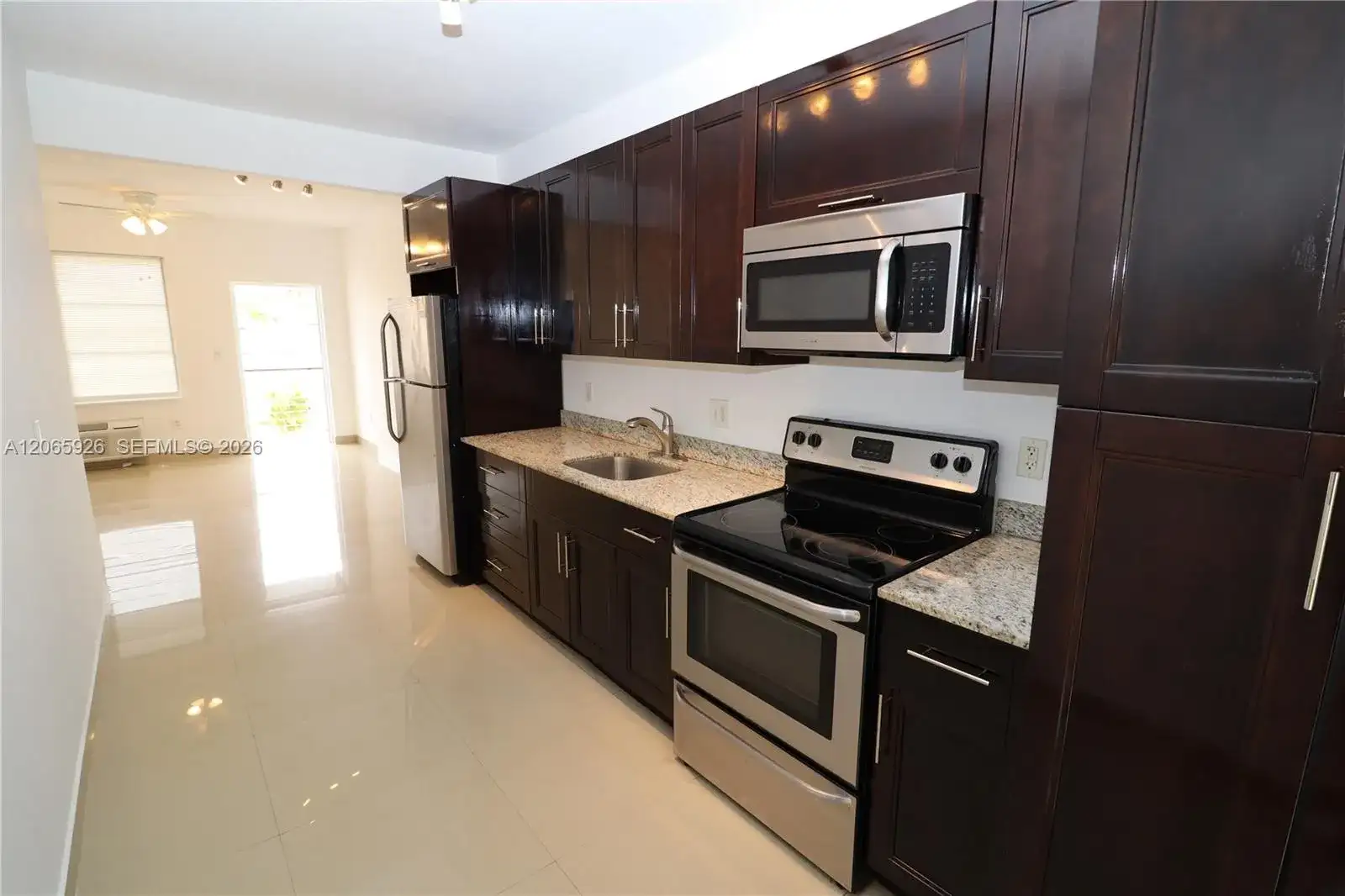 540 74th St # 15, Miami Beach FL 33141 photo 2