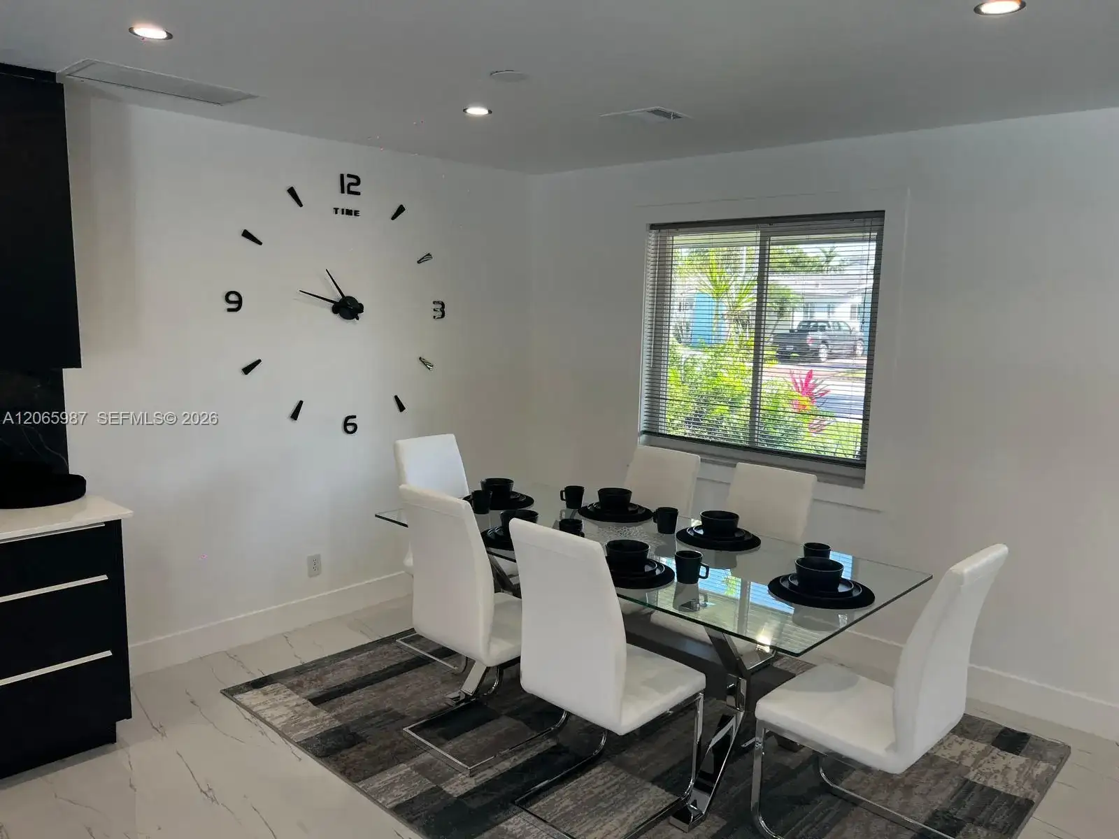 1112 N 13th Ave, Hollywood FL 33019 photo 5