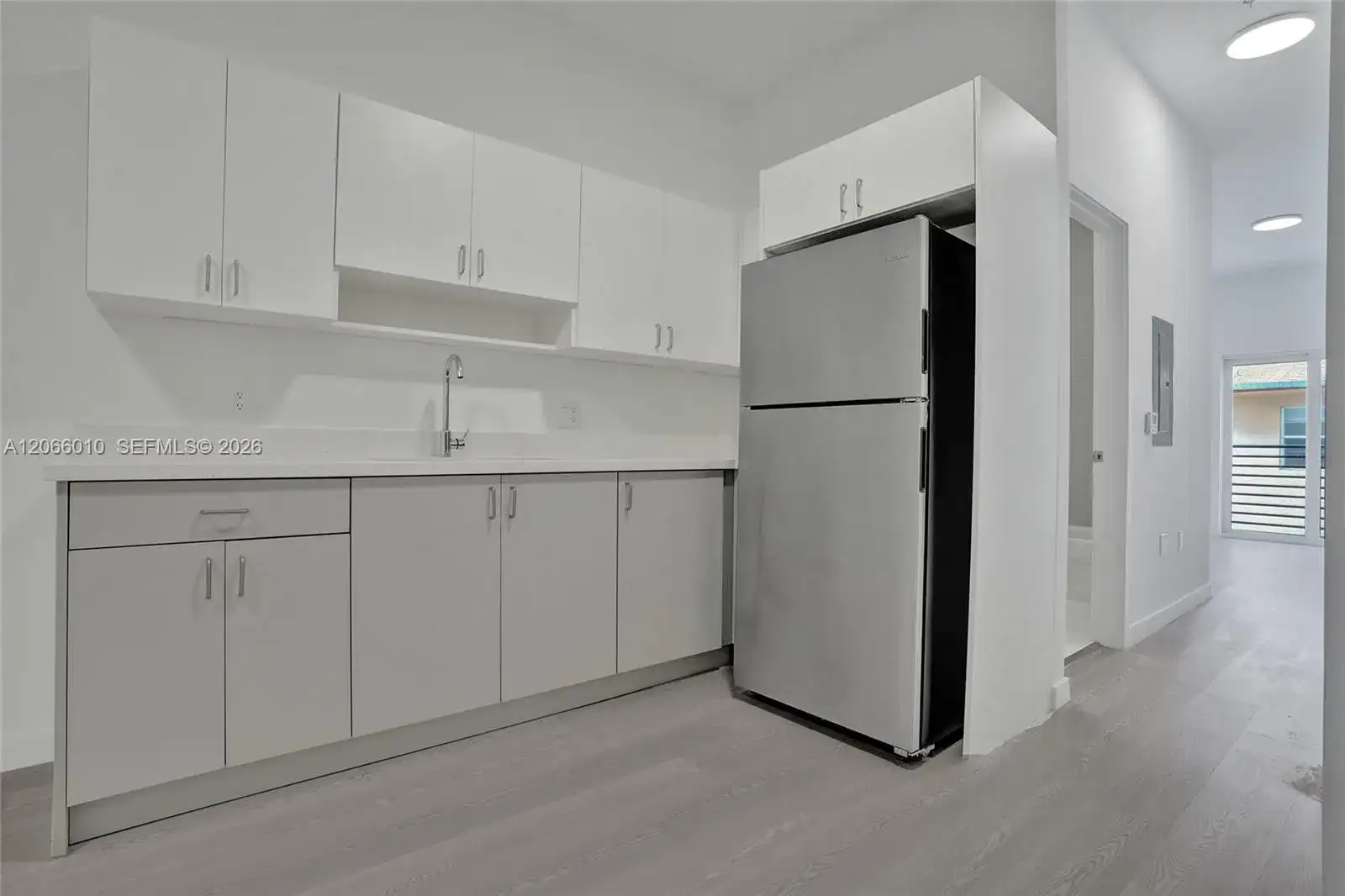 1567 NW 1st St # 10, Miami FL 33125 photo 4