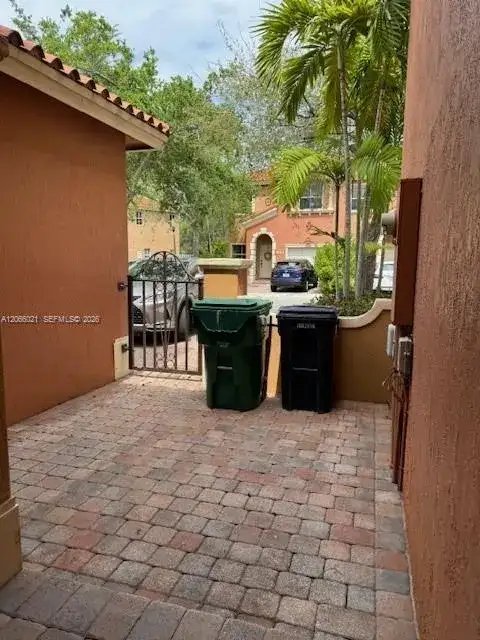 15242 SW 30th Ter # 15242, Miami FL 33185 photo 5