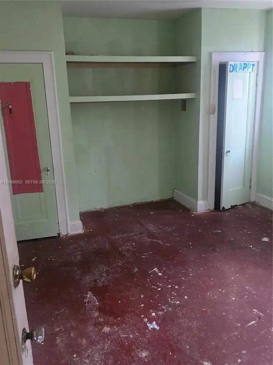 1368 NW 56th St, Miami FL 33142 photo 5