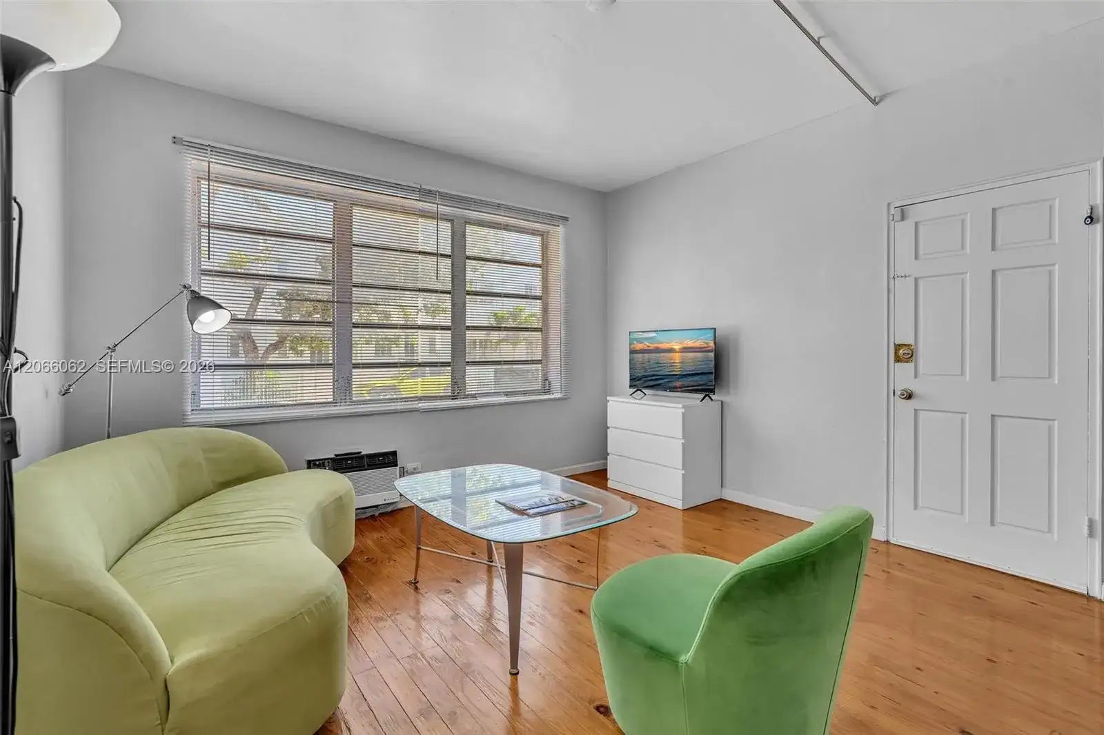 736 12th St # 5, Miami Beach FL 33139 photo 3