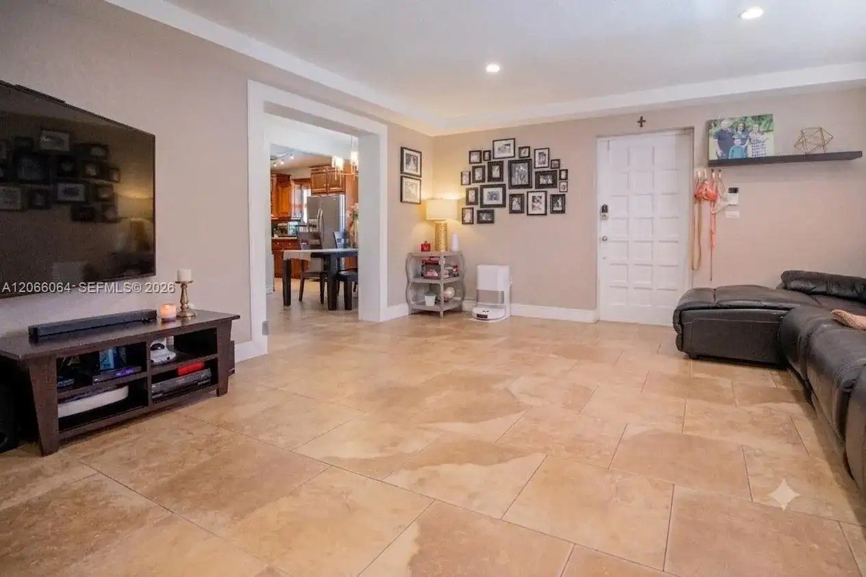 3500 SW 13th St, Miami FL 33145 photo 5