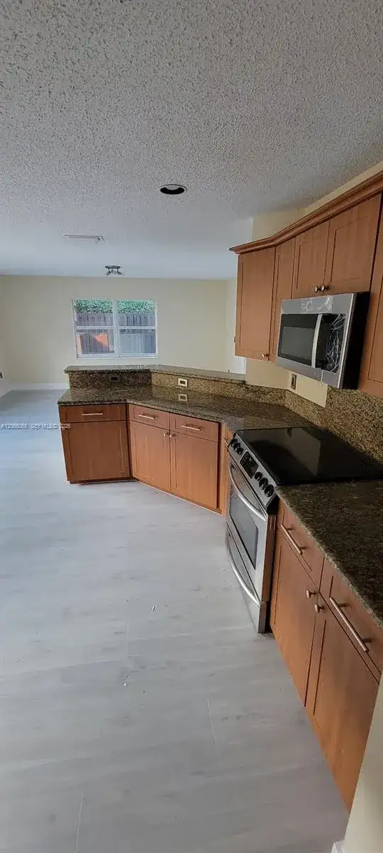 5280 NW 113th Pl # 5280, Doral FL 33178 photo 3