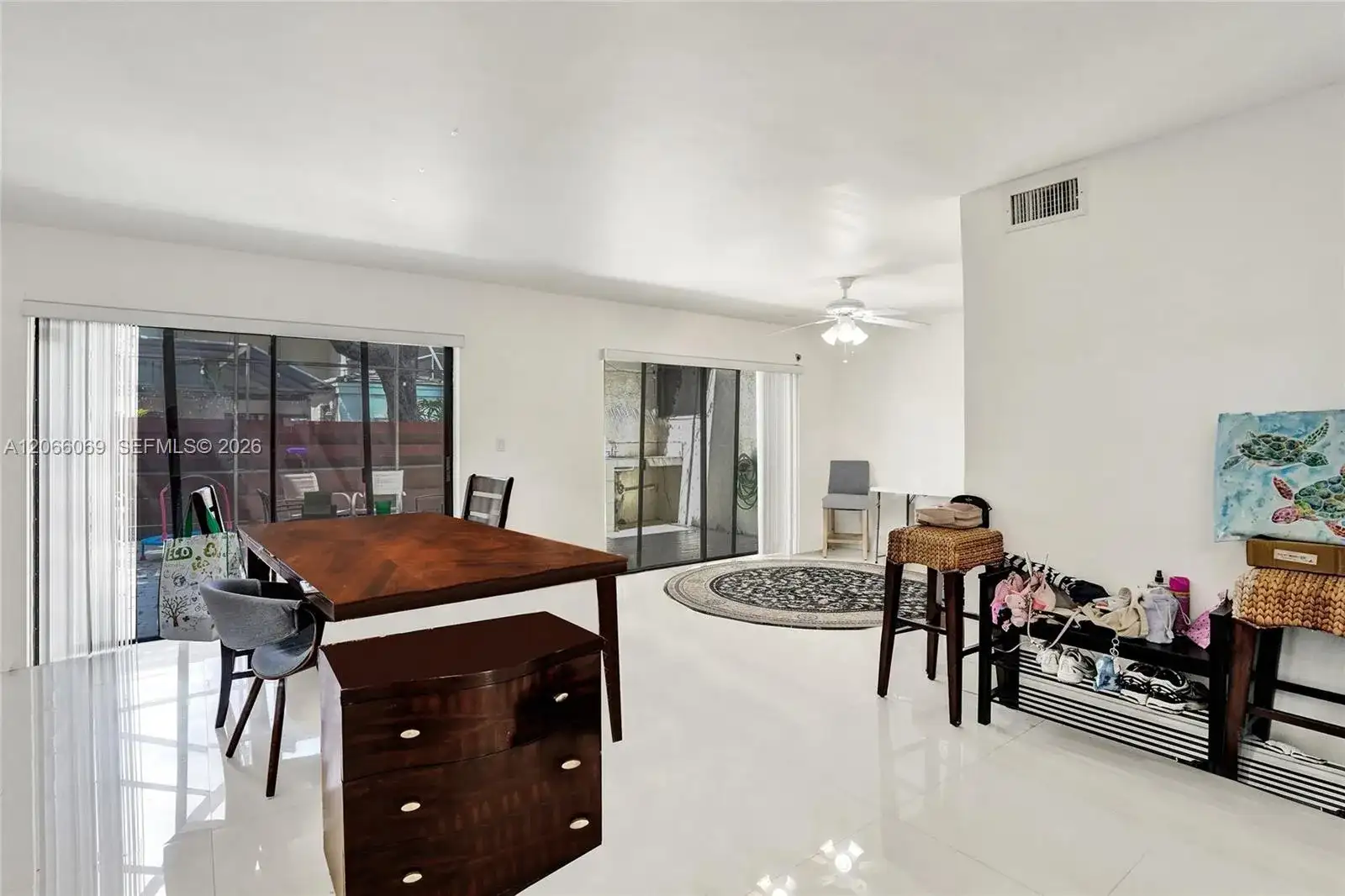 2999 Lakewood Ln, Hollywood FL 33021 photo 3