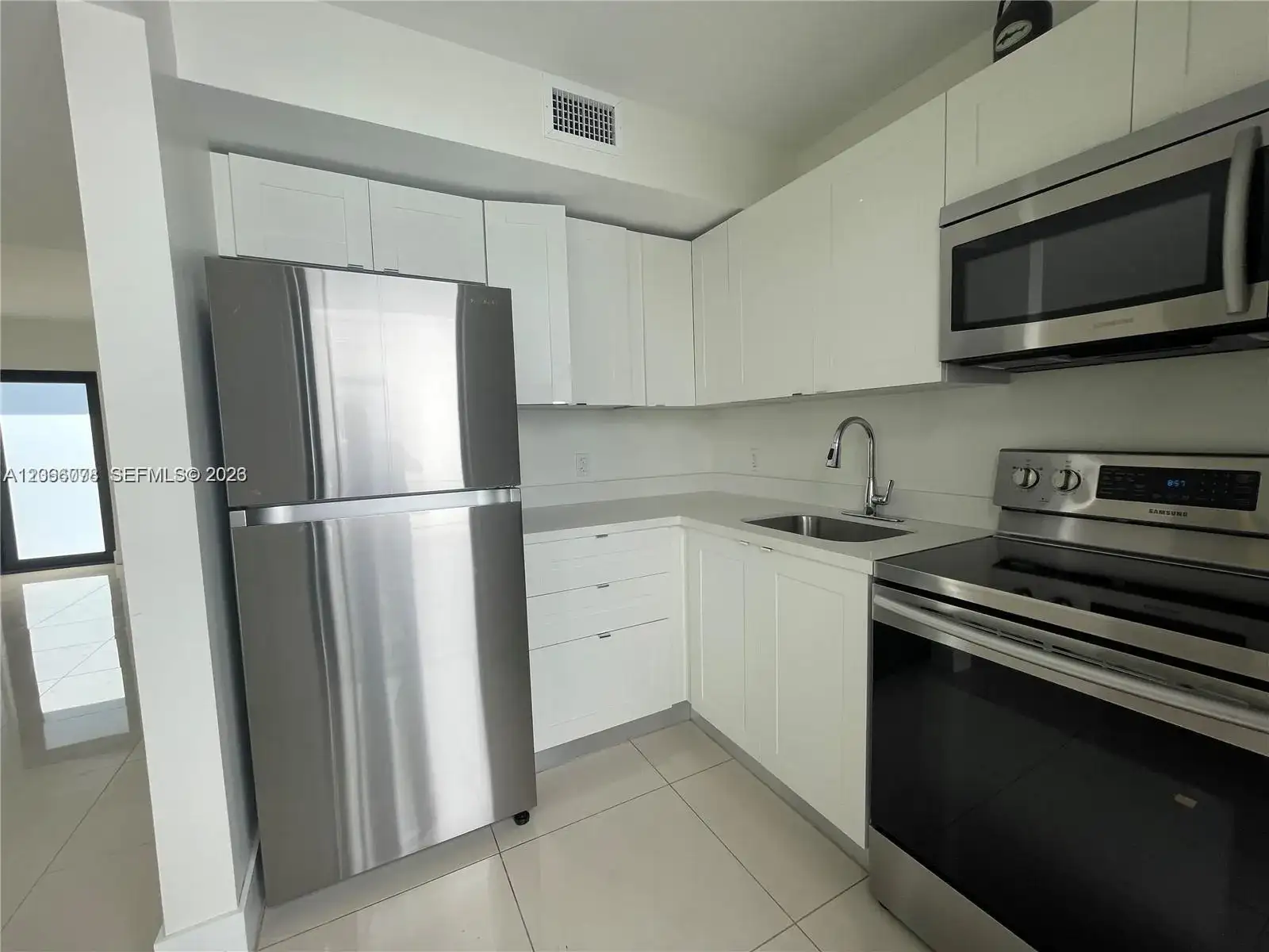 1765 Normandy Dr, Miami Beach FL 33141 photo 4