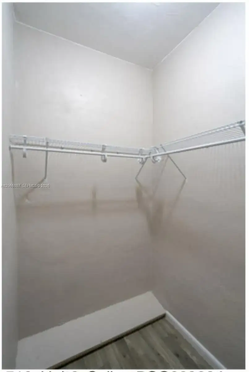 710 Meridian Ave # 6, Miami Beach FL 33139 photo 2