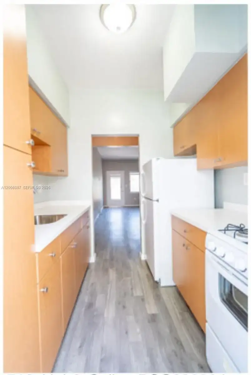 710 Meridian Ave # 6, Miami Beach FL 33139 photo 5
