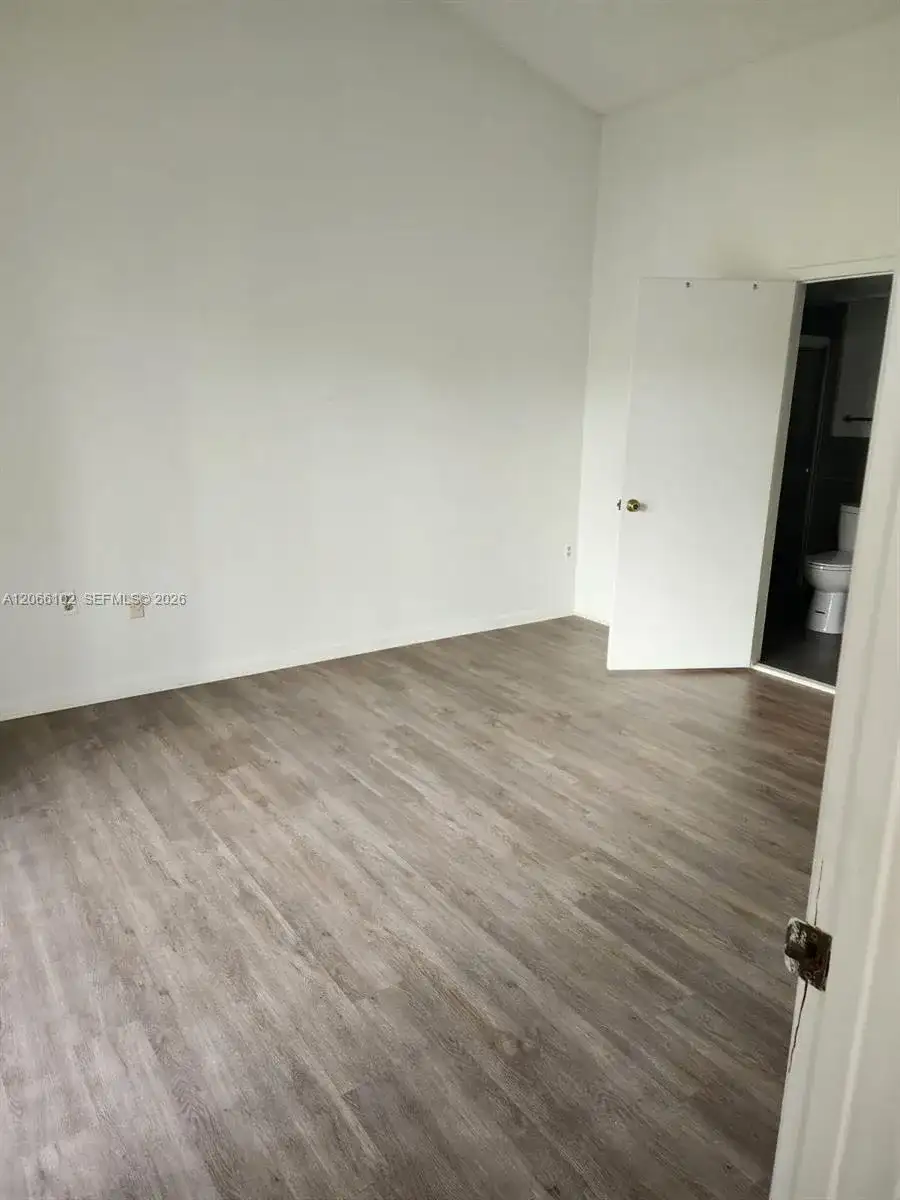 2445 SW 18th Ter # 711, Fort Lauderdale FL 33315 photo 4
