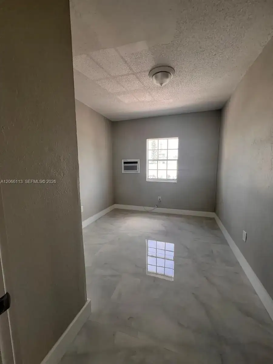1625 NW 35th St # B5, Miami FL 33142 photo 4