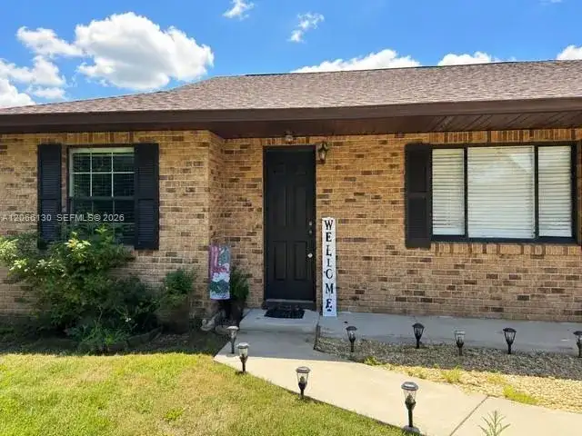 619 N Firwood Dr, Deltona FL 32725 photo 2