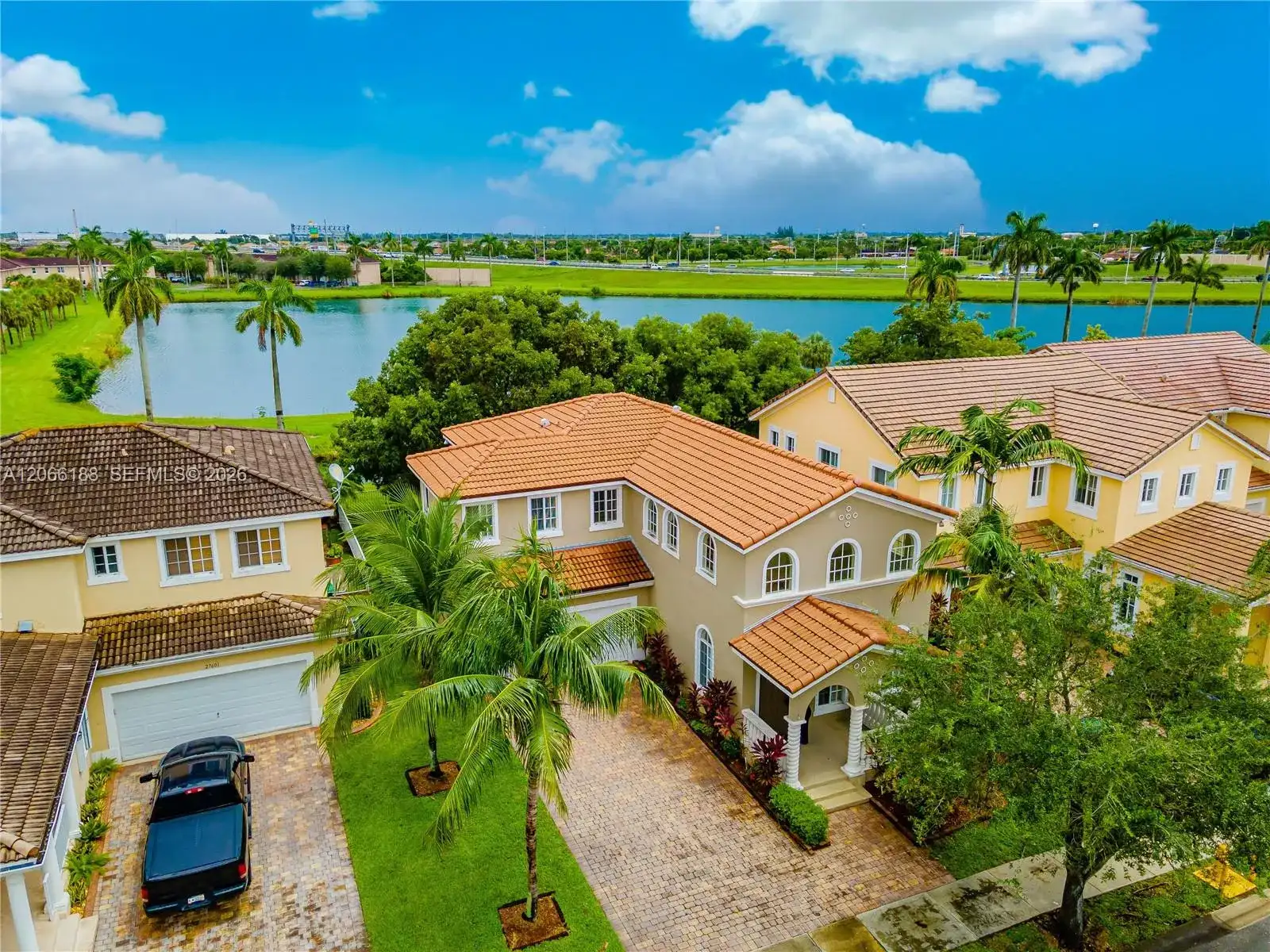 27621 SW 139th Pl, Homestead FL 33032 photo 2