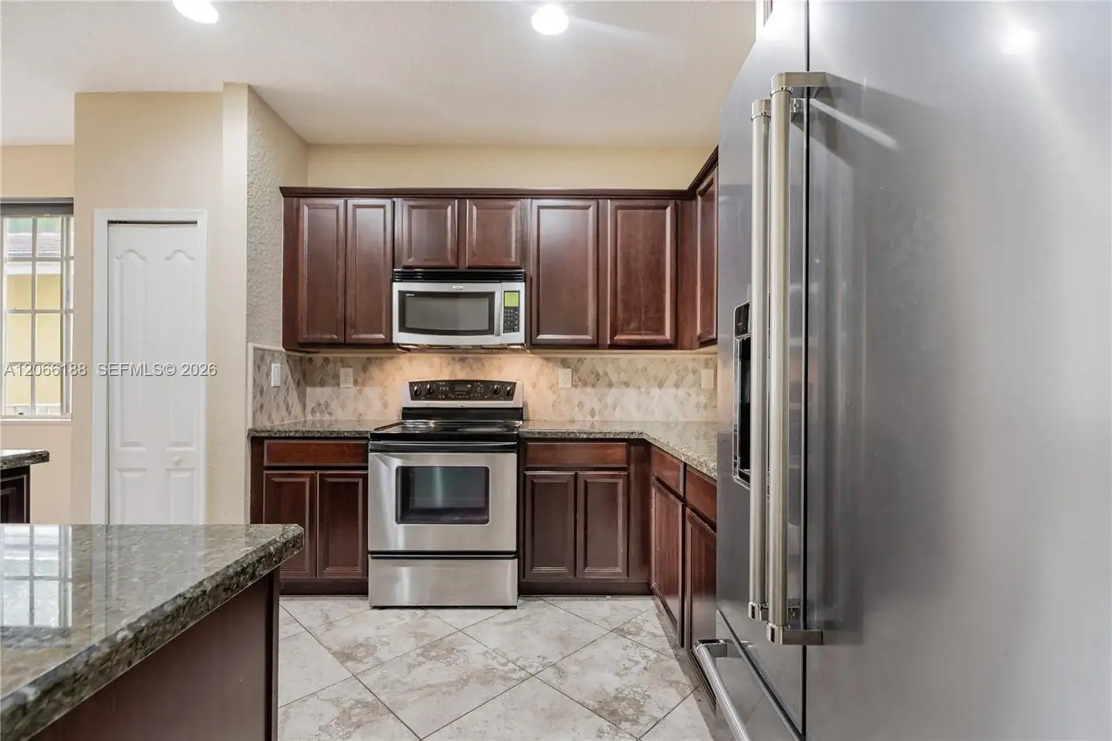 27621 SW 139th Pl, Homestead FL 33032 photo 5