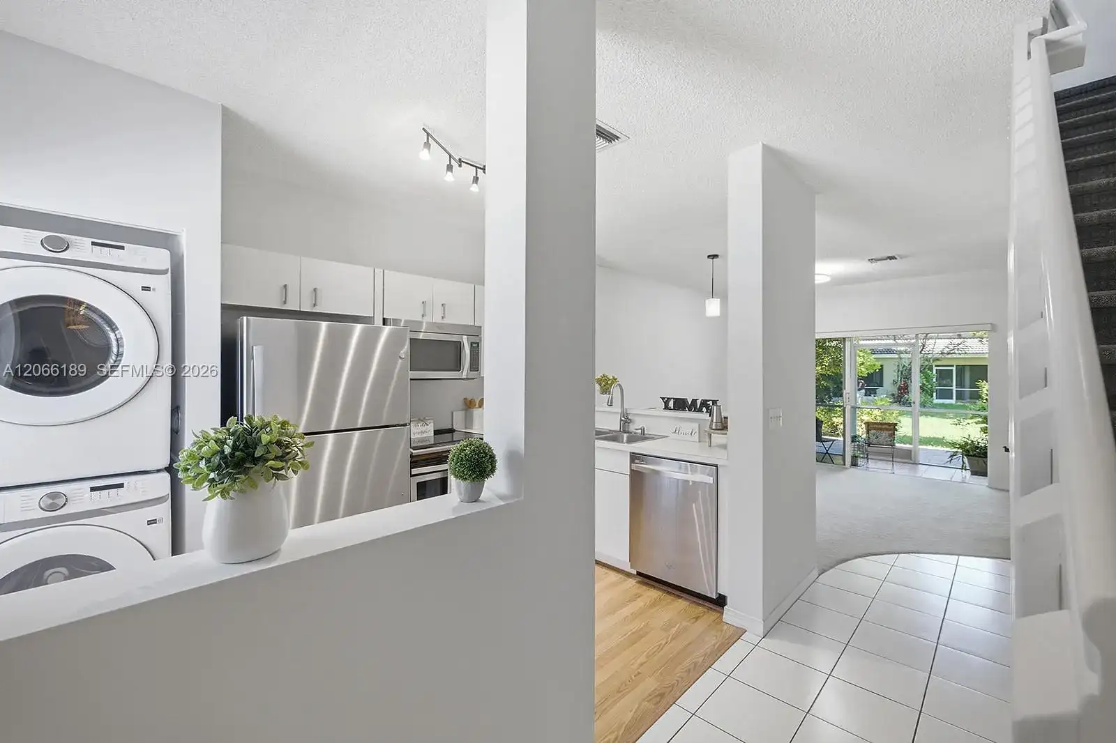 12135 SW 3rd St, Pembroke Pines FL 33025 photo 4