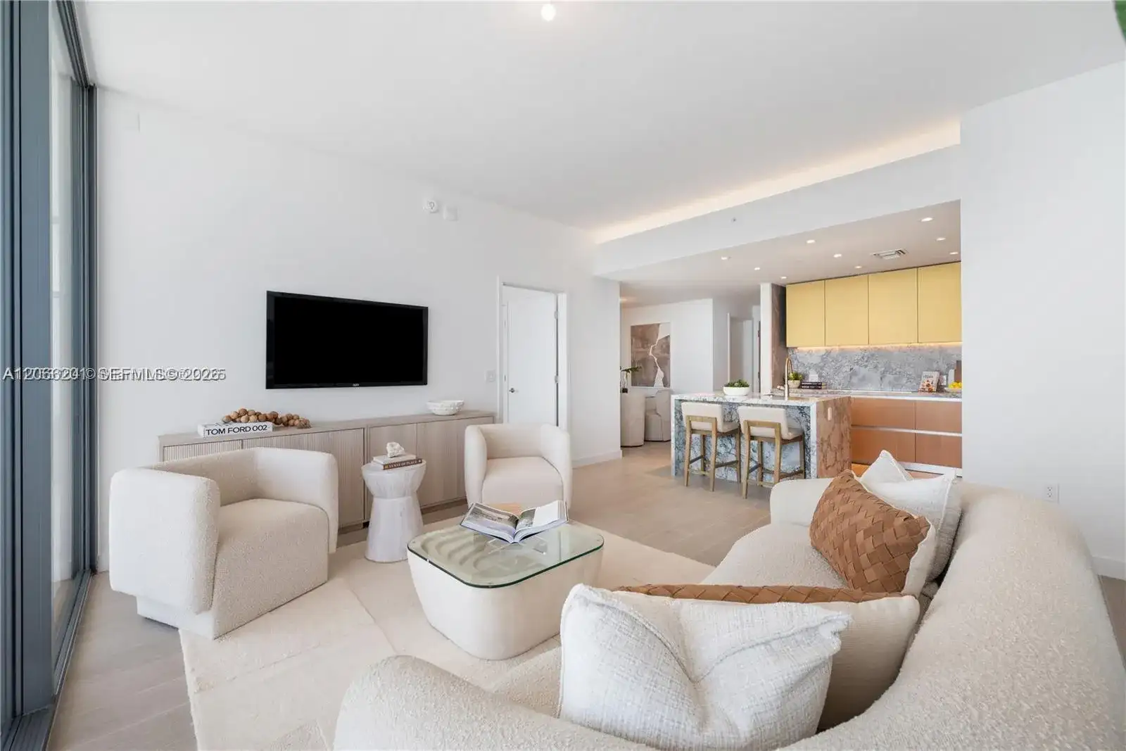 500 Alton # 3304, Miami Beach FL 33139 photo 2