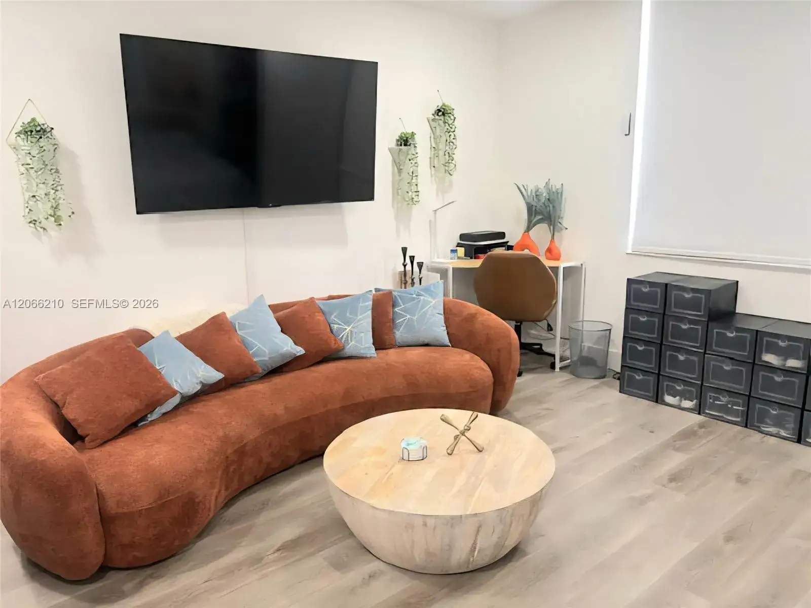 100 Lincoln Rd # 301, Miami Beach FL 33139 photo 2