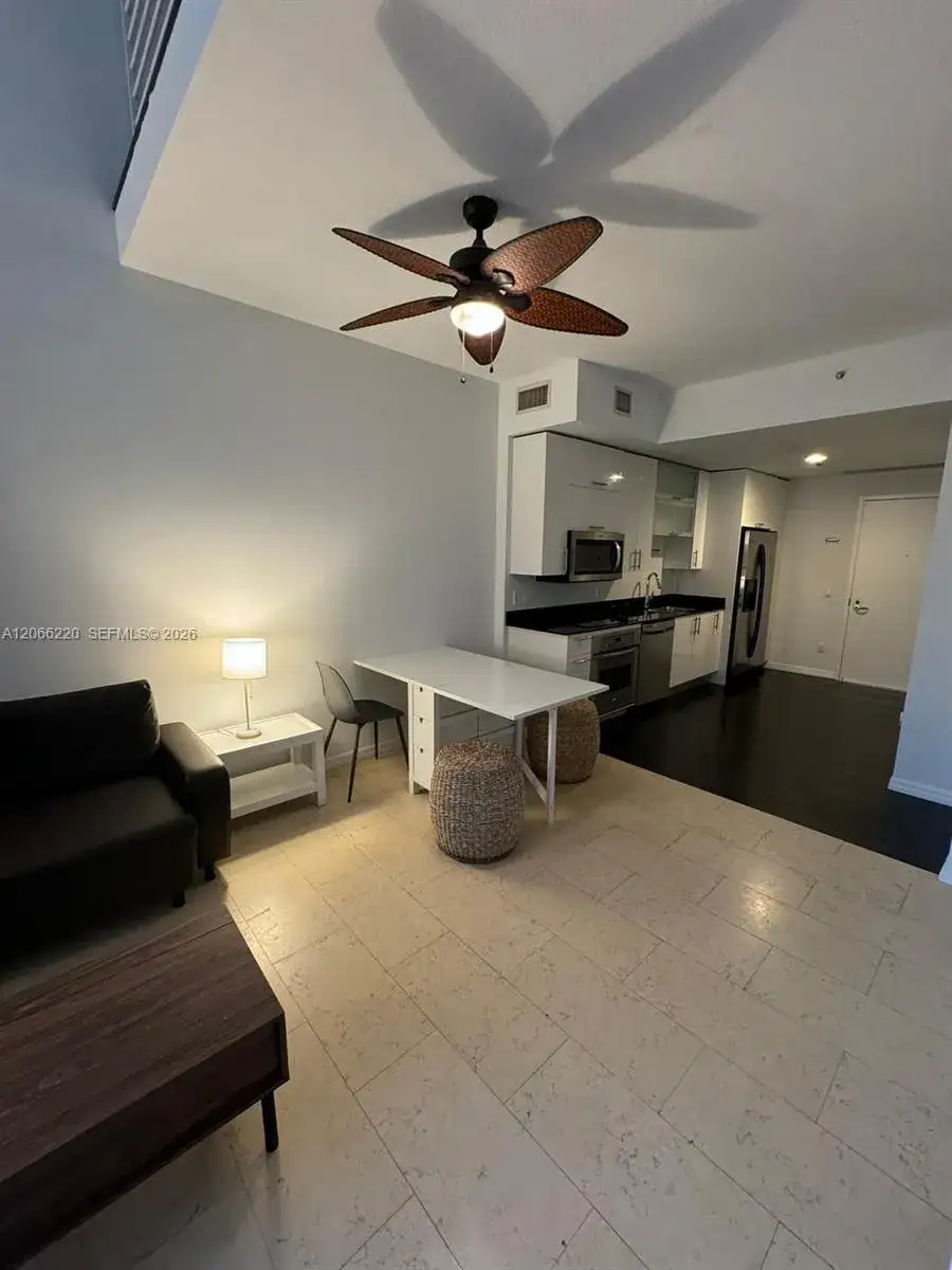 60 SW 13th St # 2202, Miami FL 33130 photo 2