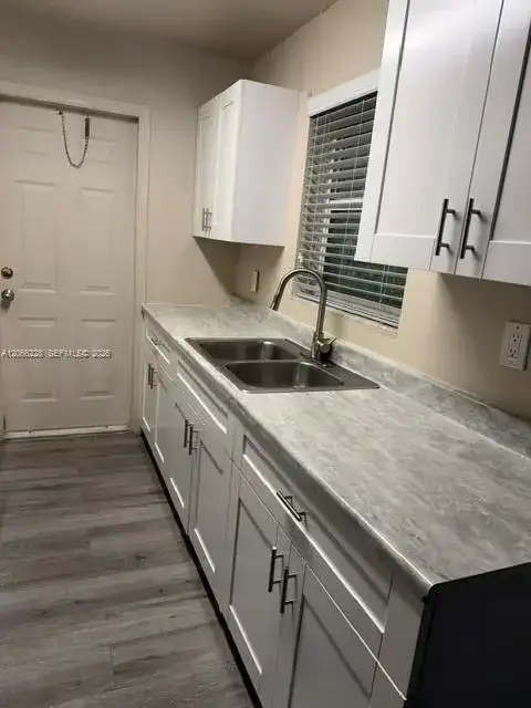 1417 NW 7th Ave # 2, Fort Lauderdale FL 33311 photo 2
