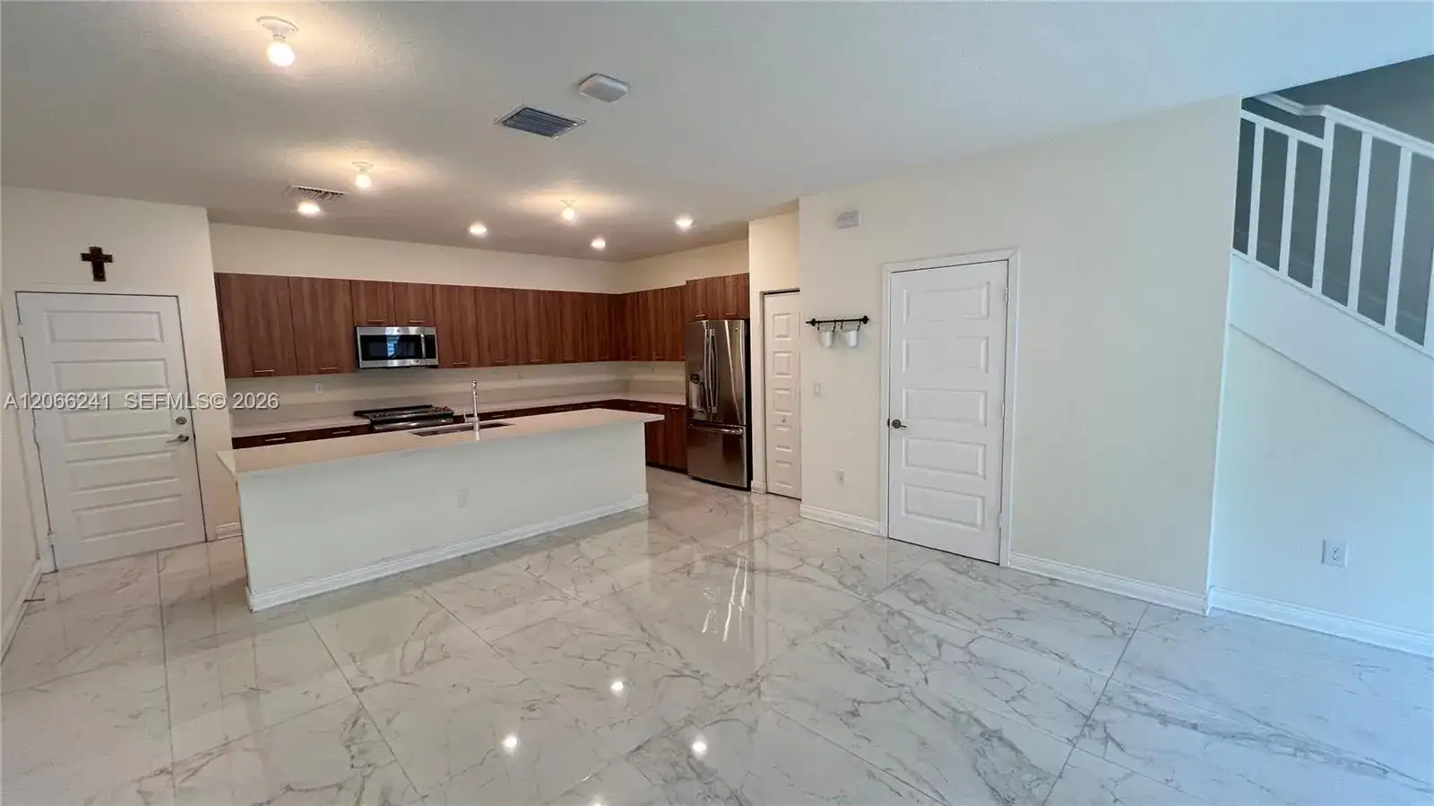 4738 NW 83rd Path # 4738, Doral FL 33166 photo 3