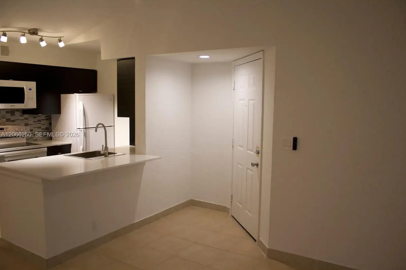 2826 S University Dr # 3203, Davie FL 33328 photo 2