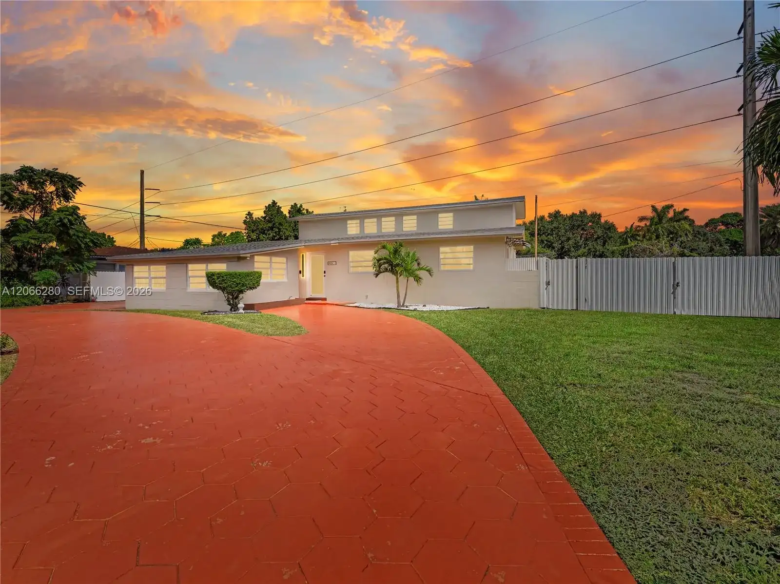 8241 SW 12th Ter, Miami FL 33144 photo 2