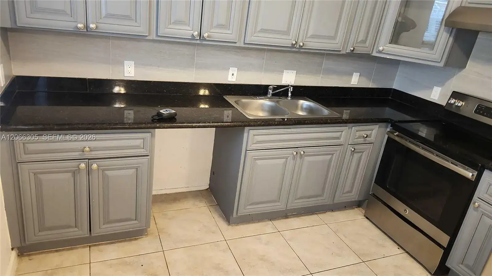 14084 NE 2nd Ave # 14084, Miami FL 33161 photo 3