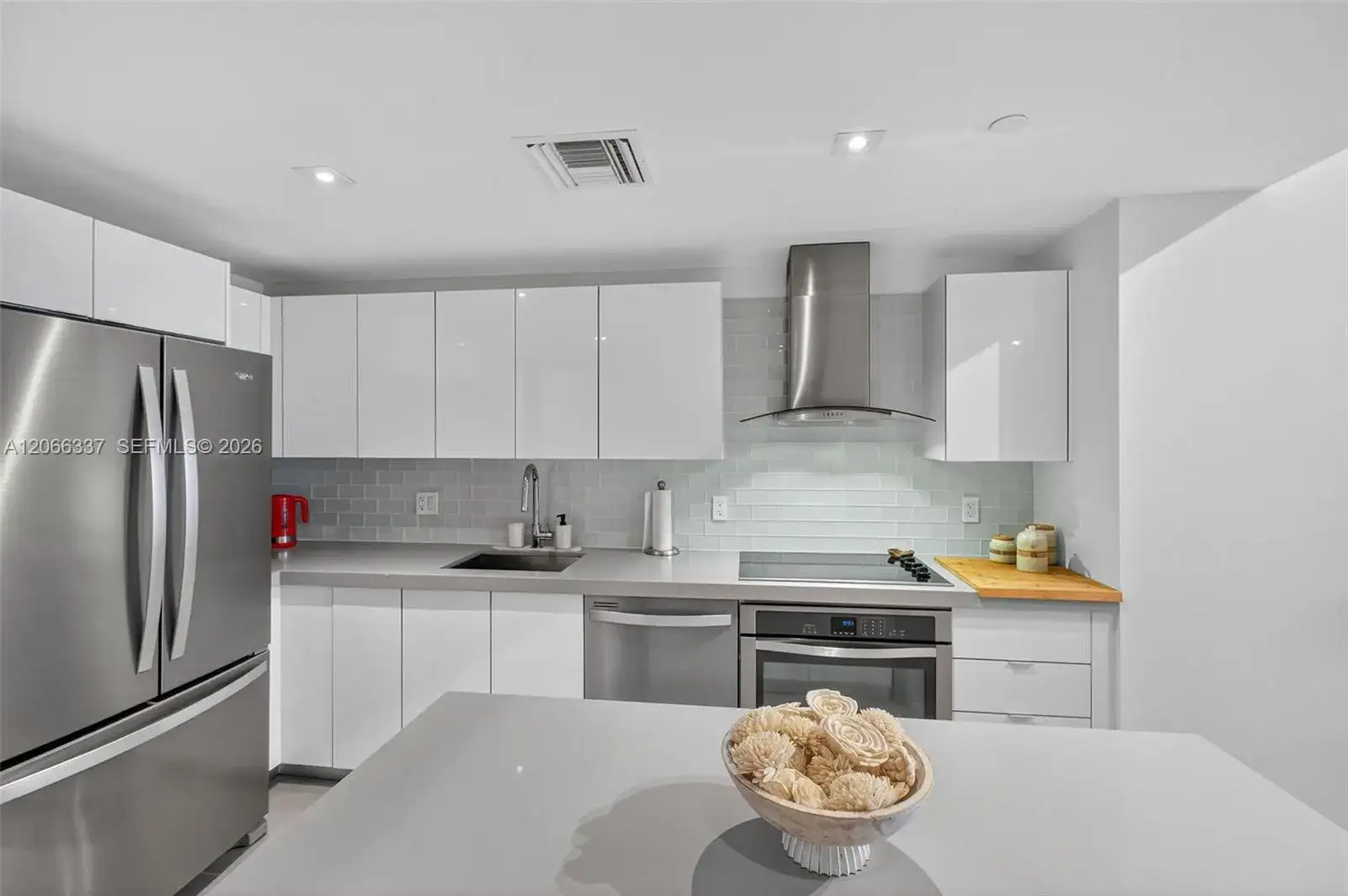 1600 NE 1st Ave # 3515, Miami FL 33132 photo 2