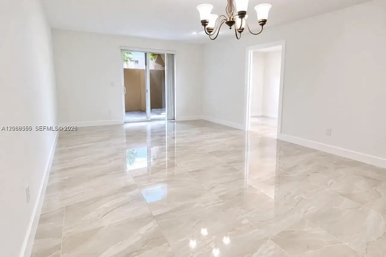 10801 SW 109th Ct # D103, Miami FL 33176 photo 5