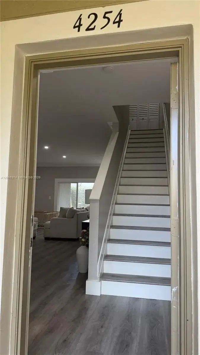 4254 SW 132nd Way, Miramar FL 33027 photo 2