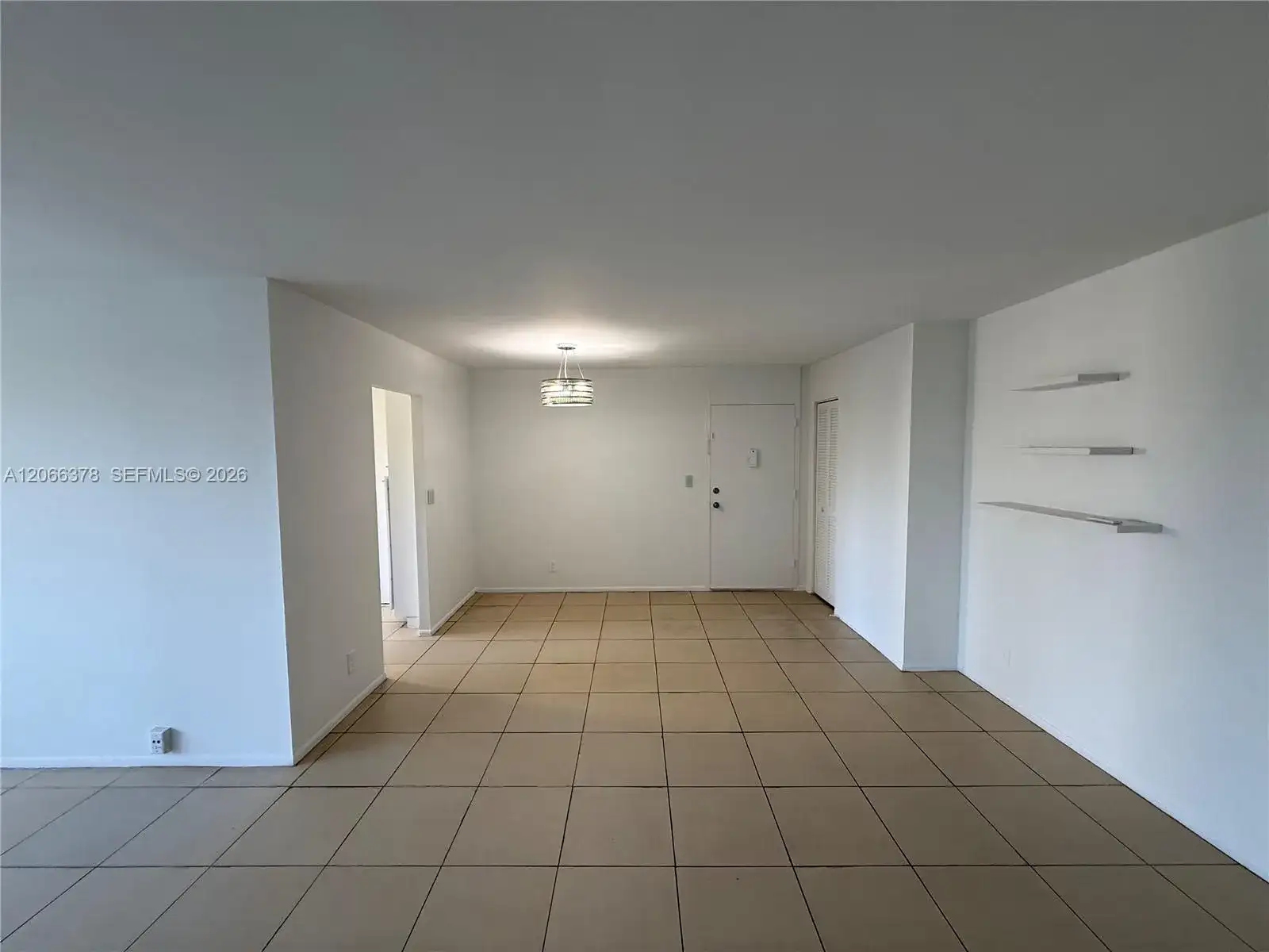 952 NE 199th St # 4K, Miami FL 33179 photo 4