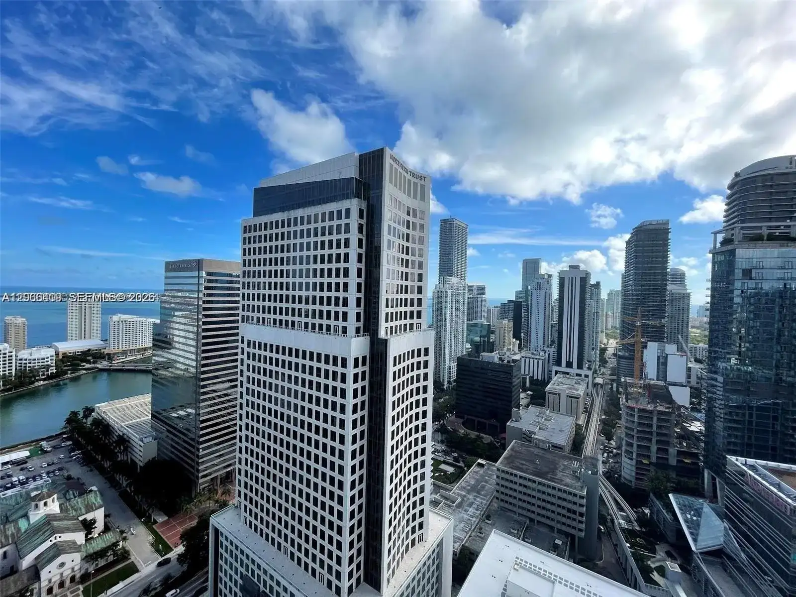55 SE 6th St # 4102, Miami FL 33131 photo 4