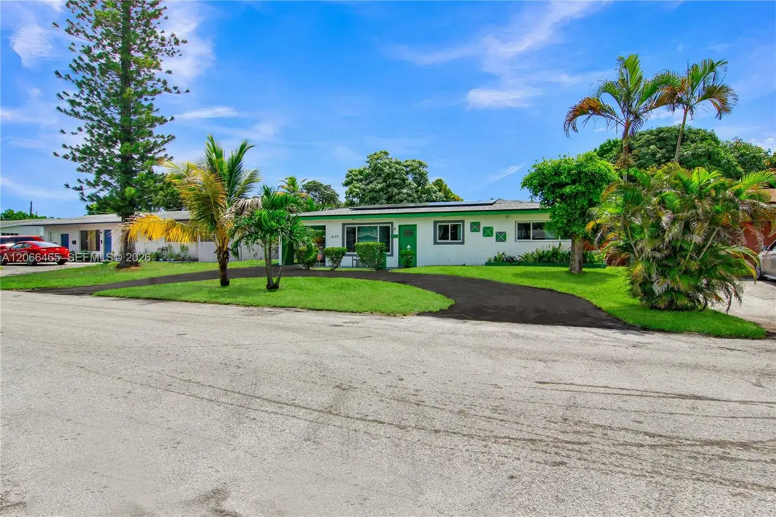 1650 NW 1st Way, Pompano Beach FL 33060 photo 2