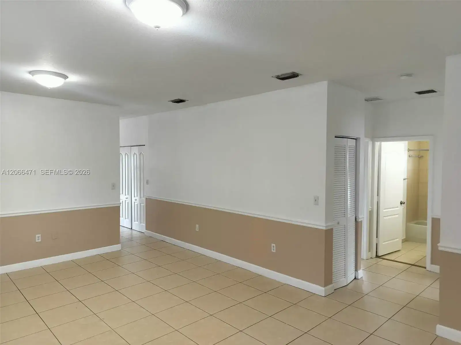 11705 SW 184 ST, Miami FL 33177 photo 2