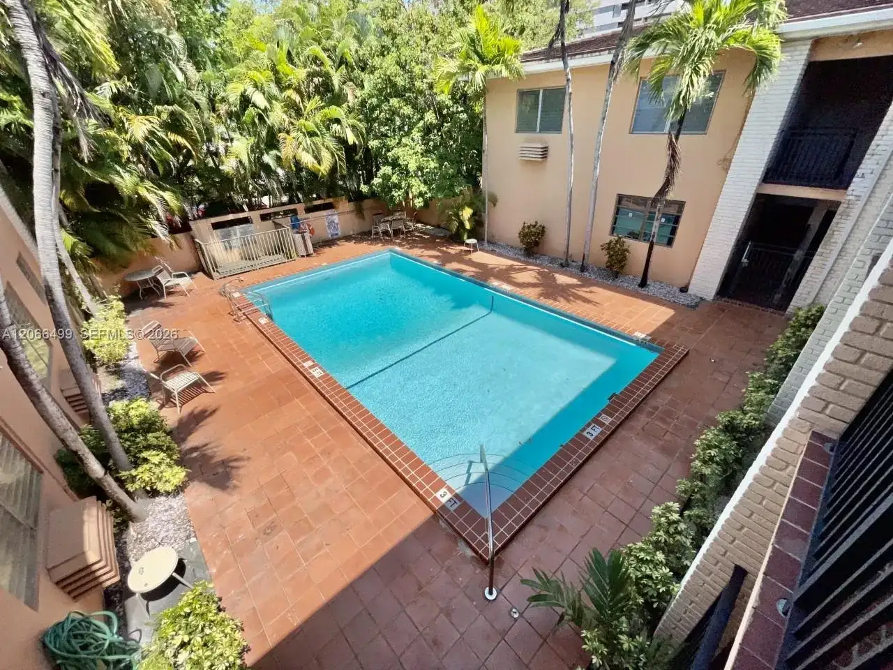 218 Santillane Ave # 21, Coral Gables FL 33134 photo 2