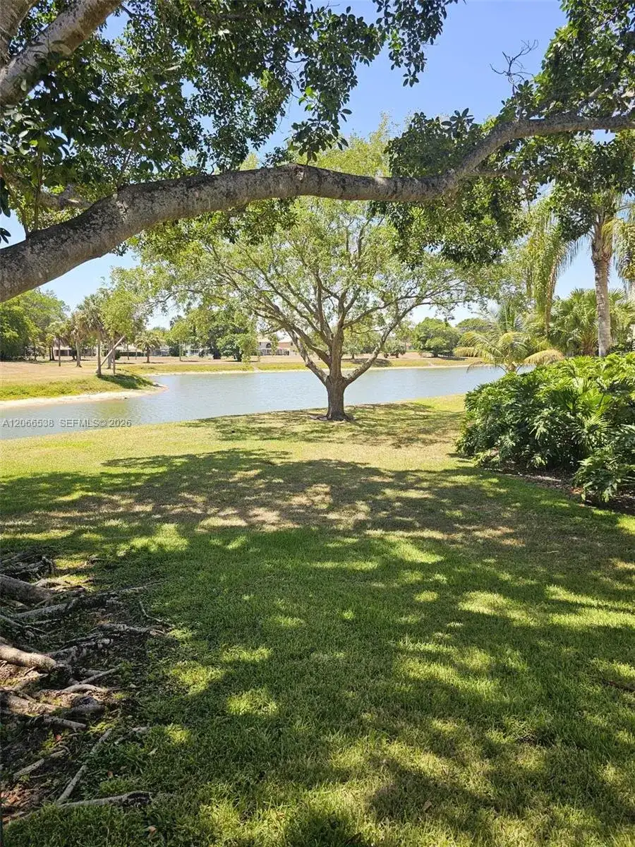 3470 N Pinewalk Dr N # 221, Margate FL 33063 photo 5