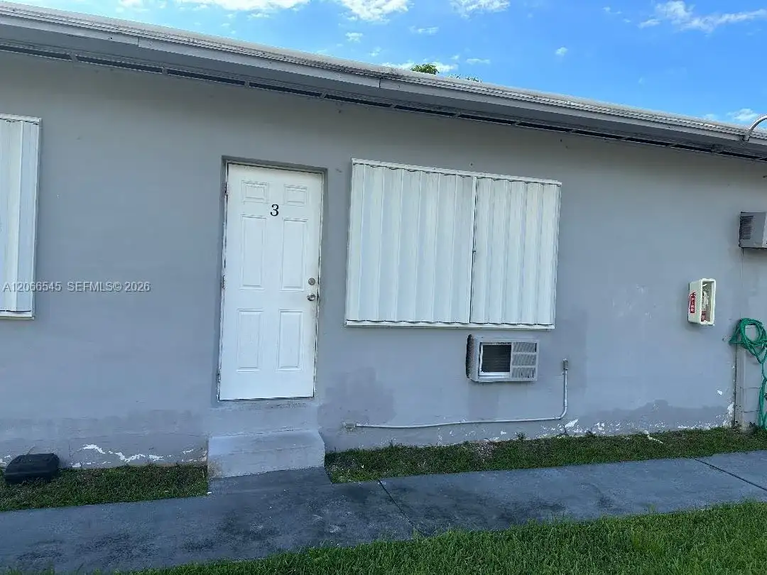 1293 NE 109th St # 3, Miami FL 33161 photo 5