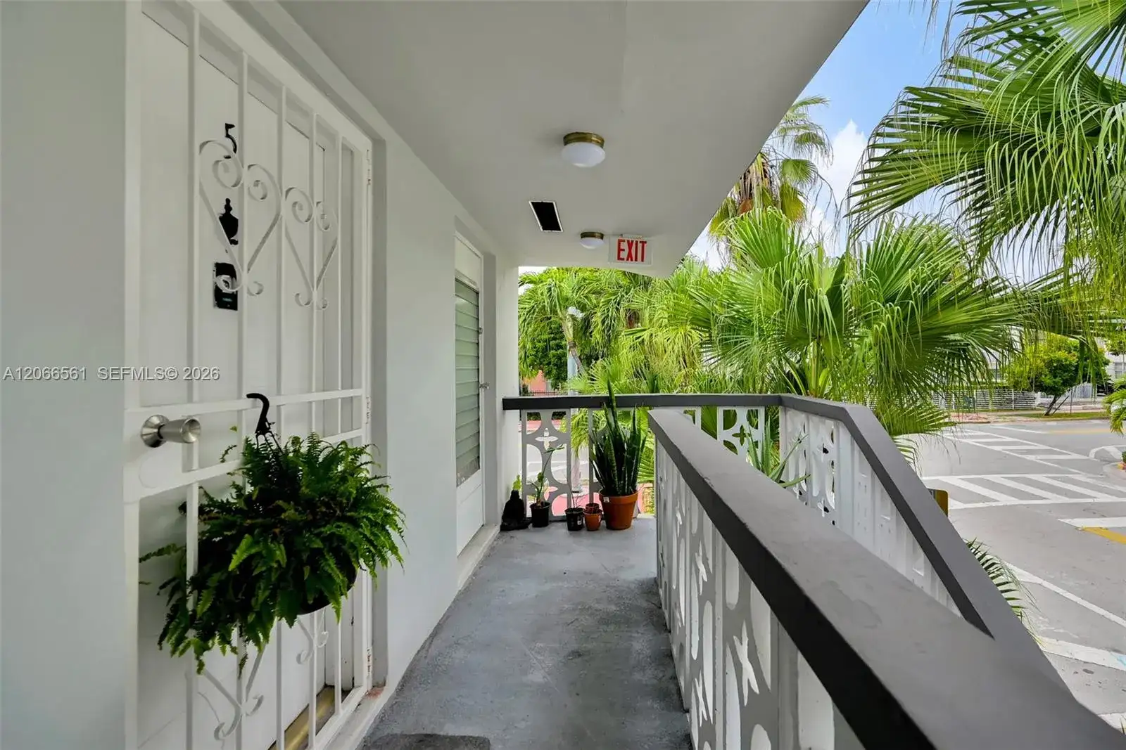 759 Meridian, Miami Beach FL 33139 photo 4