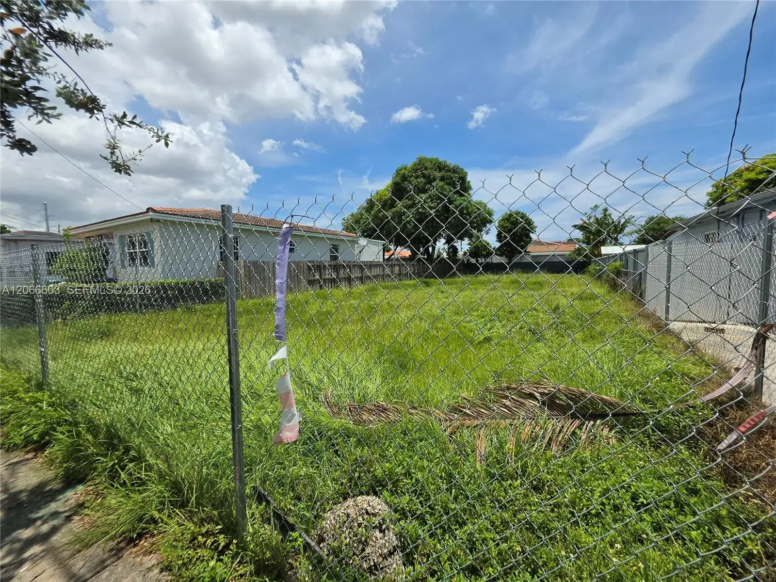 231 NW 62nd Ave, Miami FL 33126 photo 2