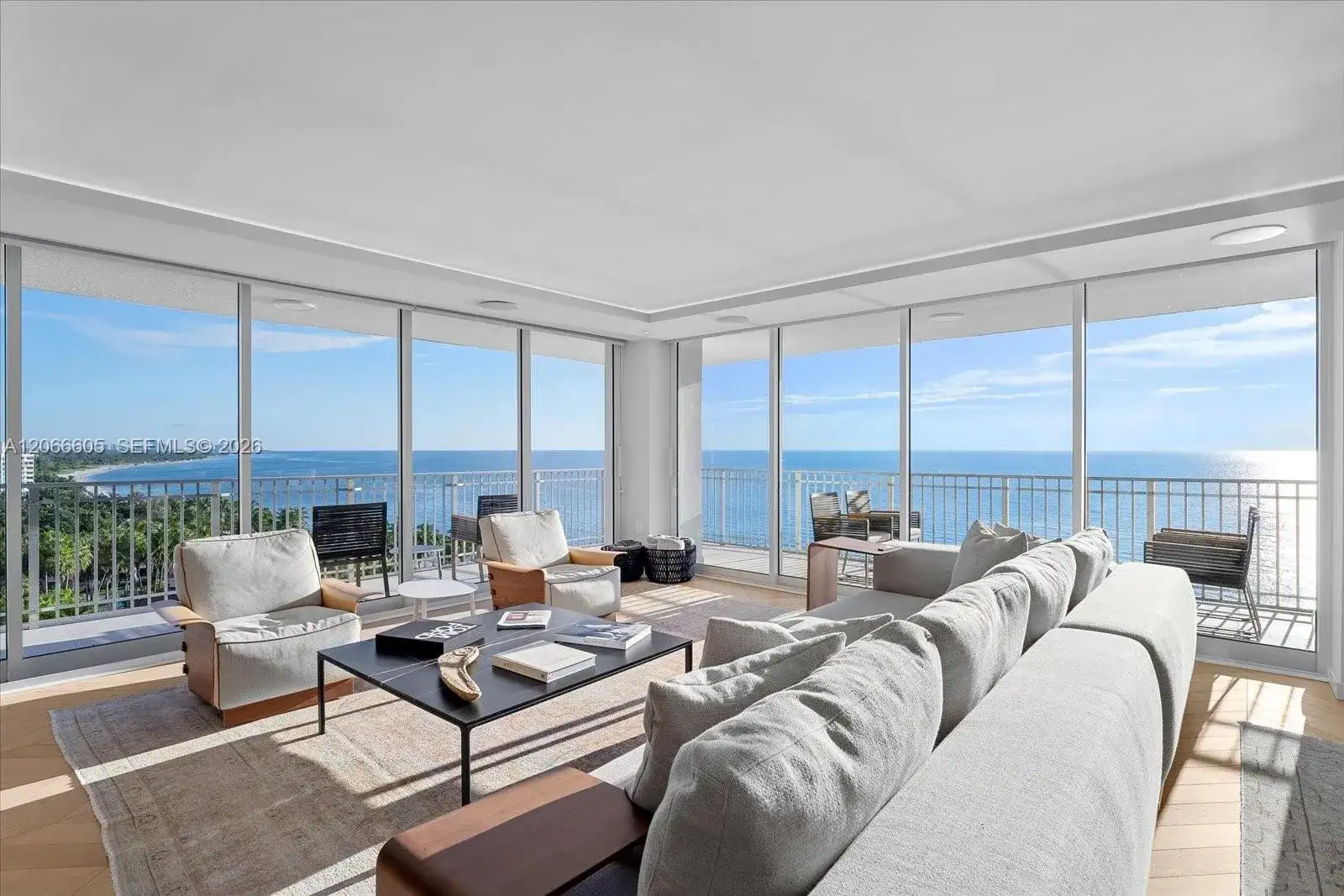 881 Ocean Dr # 11H, Key Biscayne FL 33149 photo 2
