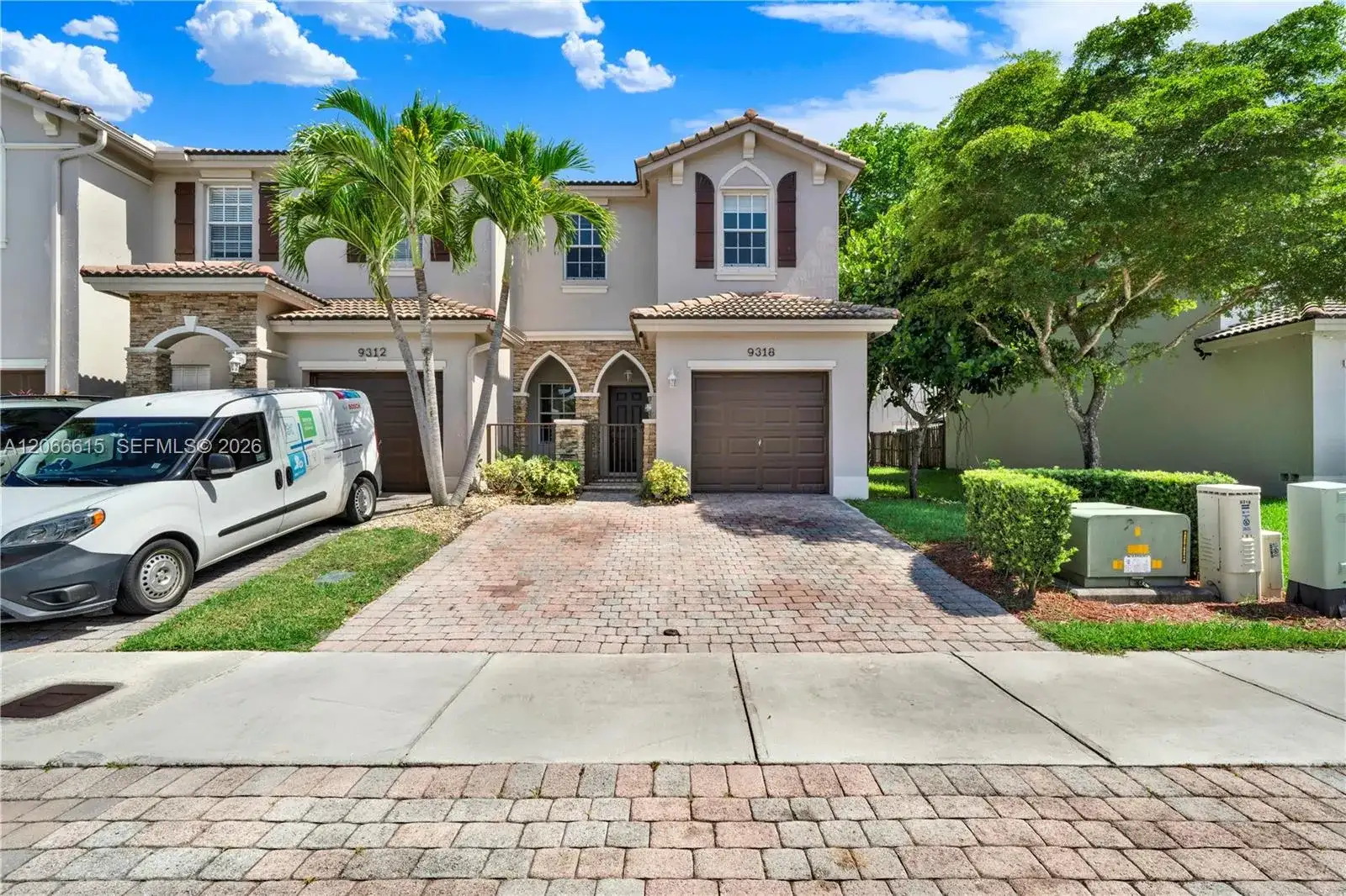 9318 SW 220th St, Cutler Bay FL 33190 photo 3