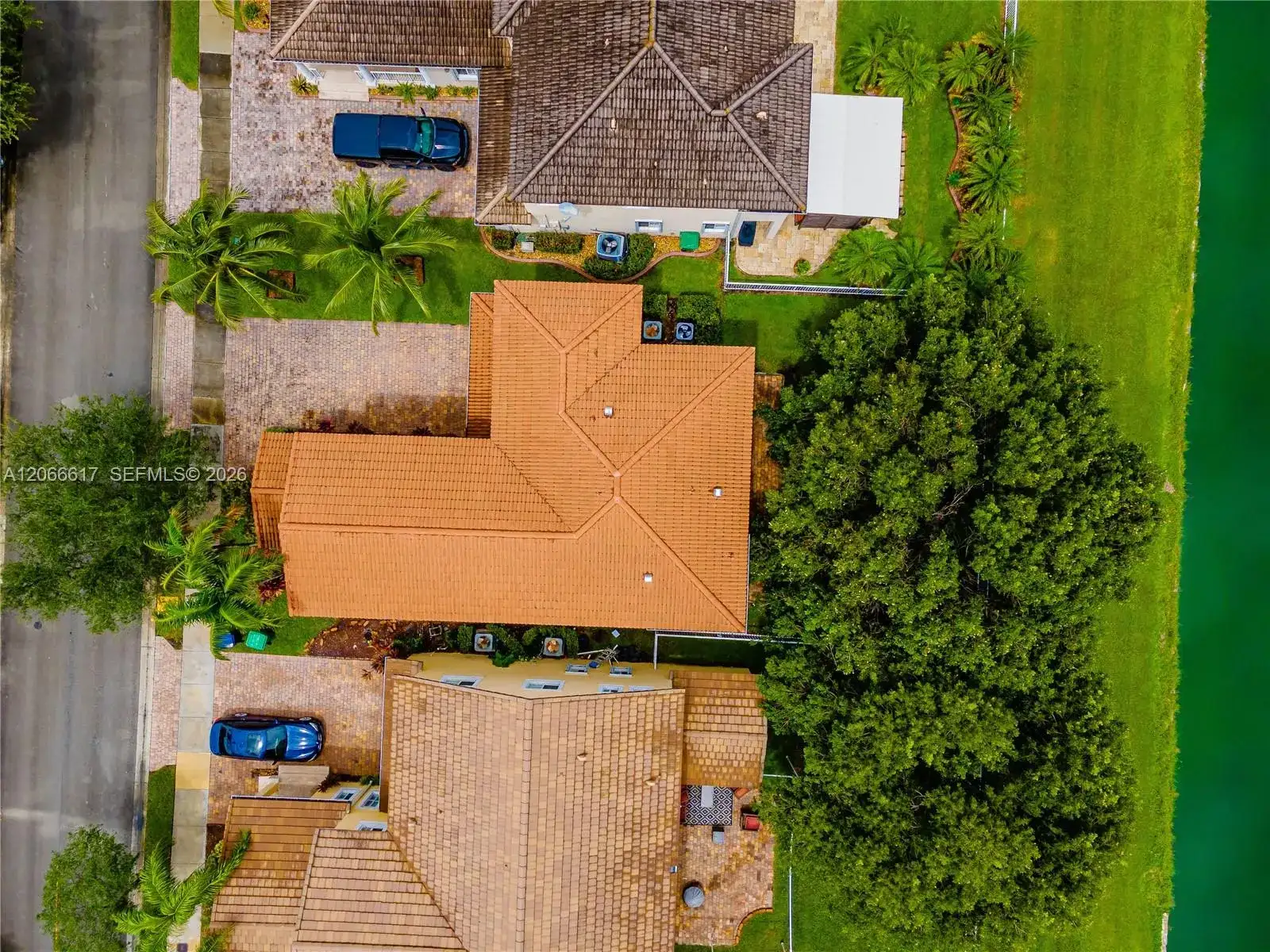 27621 SW 139th Pl, Homestead FL 33032 photo 3