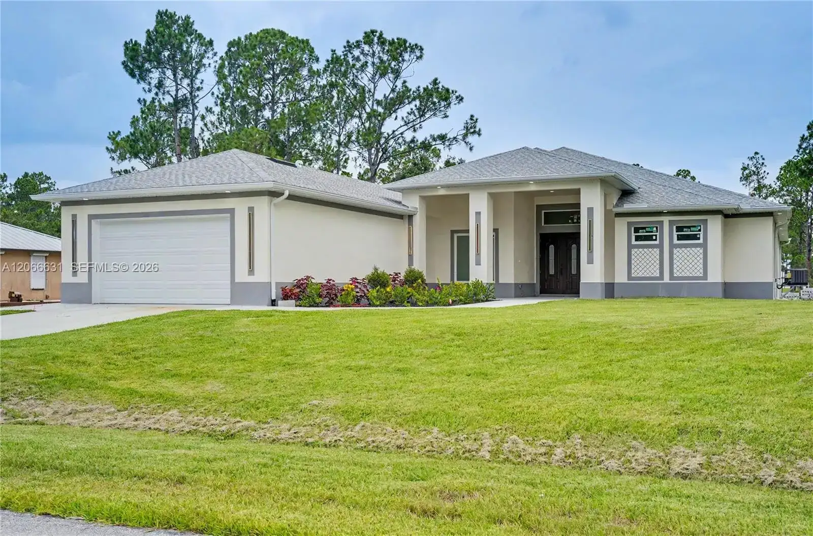 1113 leroy ave, Lehigh Acres FL 33972 photo 2