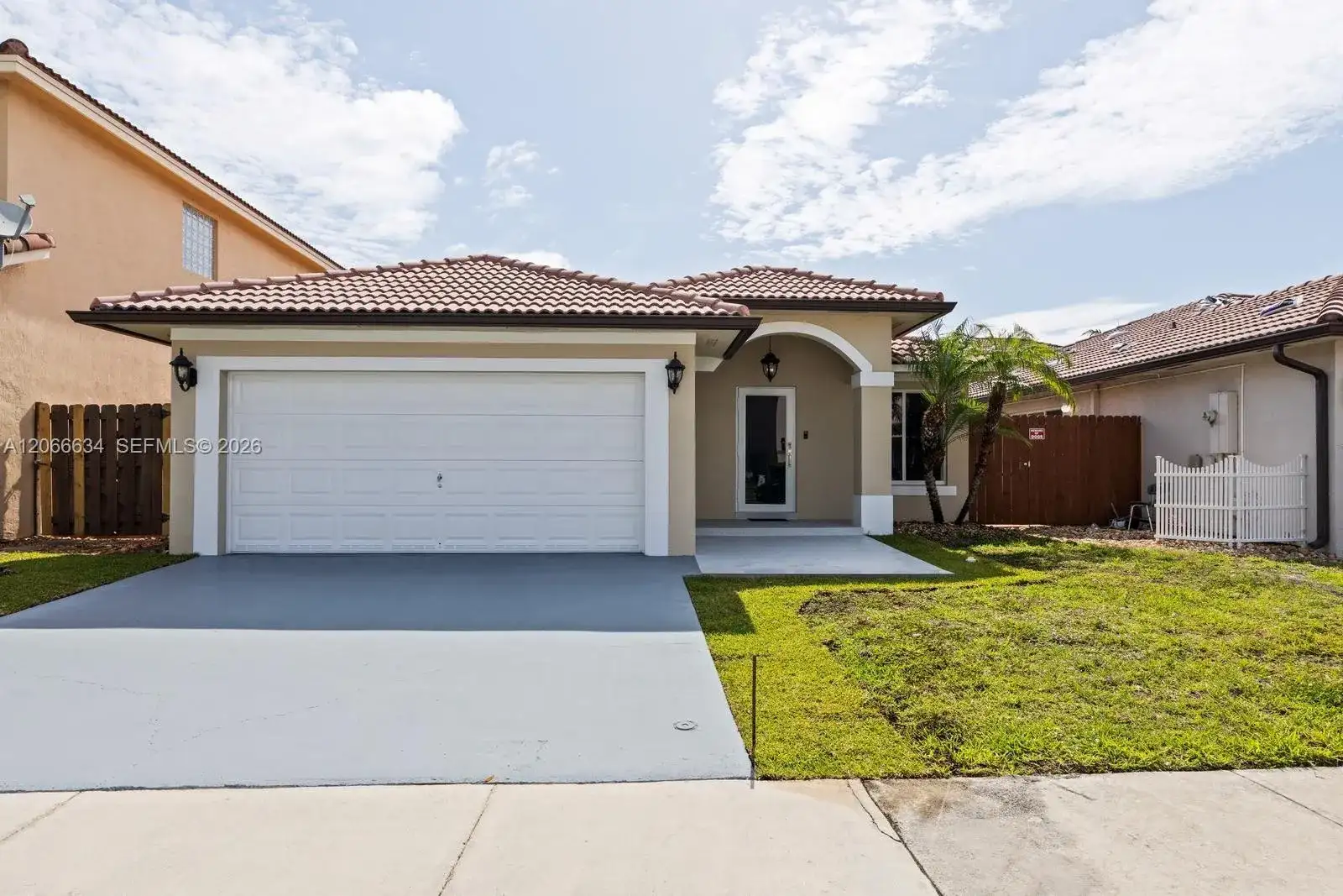 21505 SW 89th Path, Cutler Bay FL 33189 photo 2