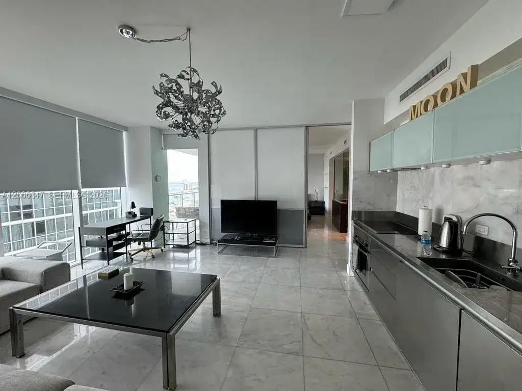 1040 Biscayne Blvd # 1505, Miami FL 33132 photo 4