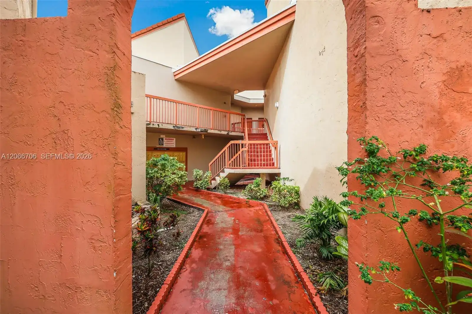 10245 NW 9th St Cir # 9, Miami FL 33172 photo 4