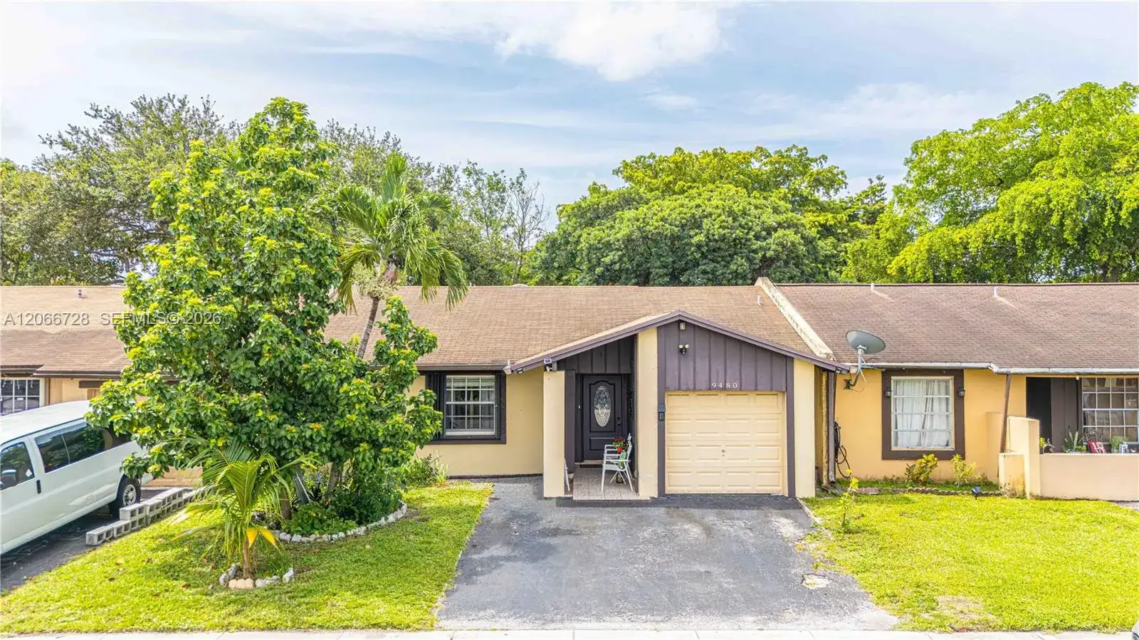 9480 W Fern Ln, Miramar FL 33025 photo 2