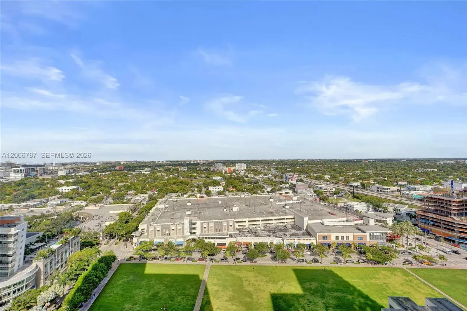 121 NE 34th St # 2310, Miami FL 33137 photo 3