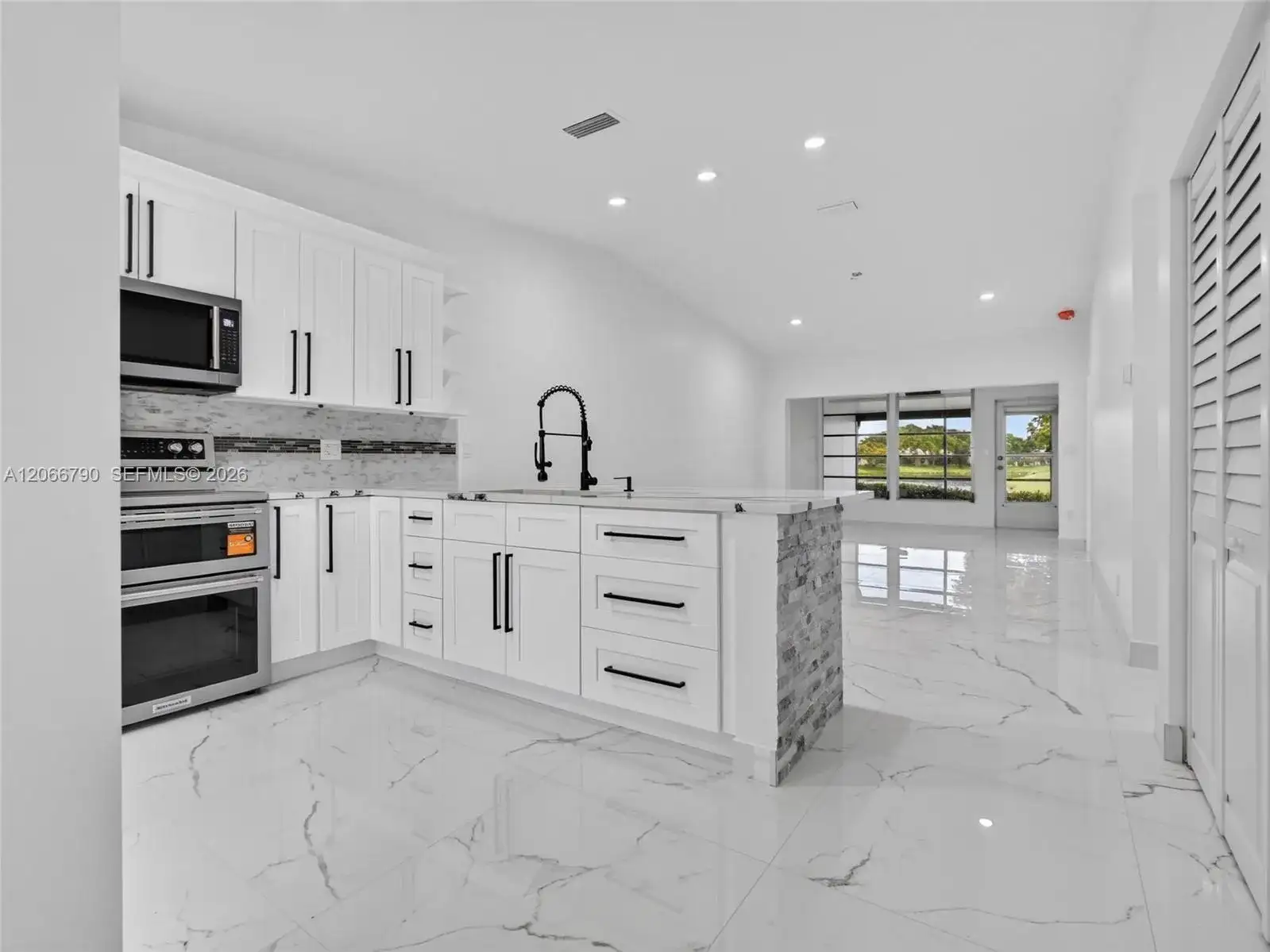 18956 Argosy Dr, Boca Raton FL 33496 photo 3